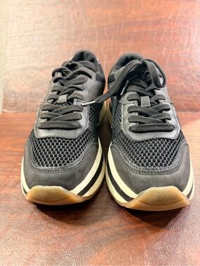 Zara Men's Black Mesh & Suede Chunky Sneakers with White Accents Size 9